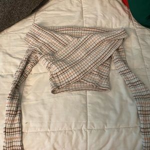 Long sleeve crop top